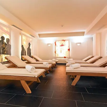Garni Frommes Отель 4*