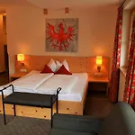 Garni Frommes 4*