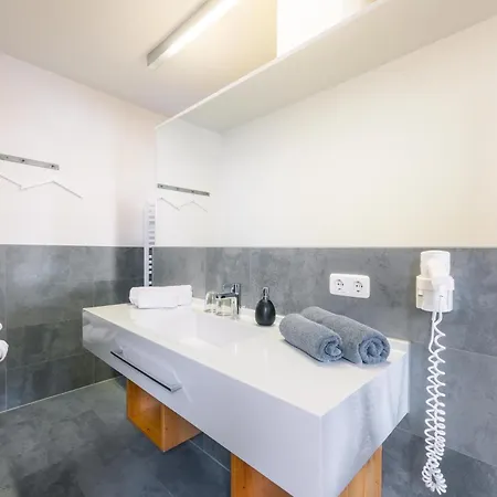 Garni Frommes 4*