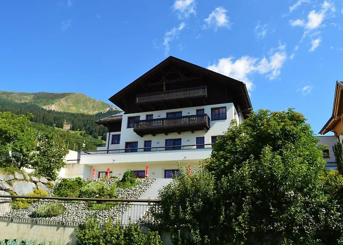 Garni Frommes Otel Fiss